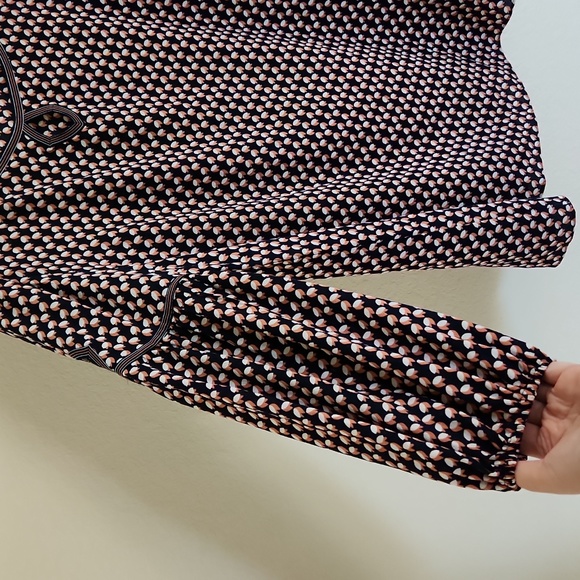 Max Studio Long Sleeve Blouse - Picture 4 of 11